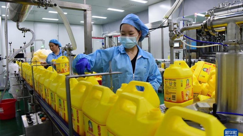 行业背景：化工原料的供应链优化